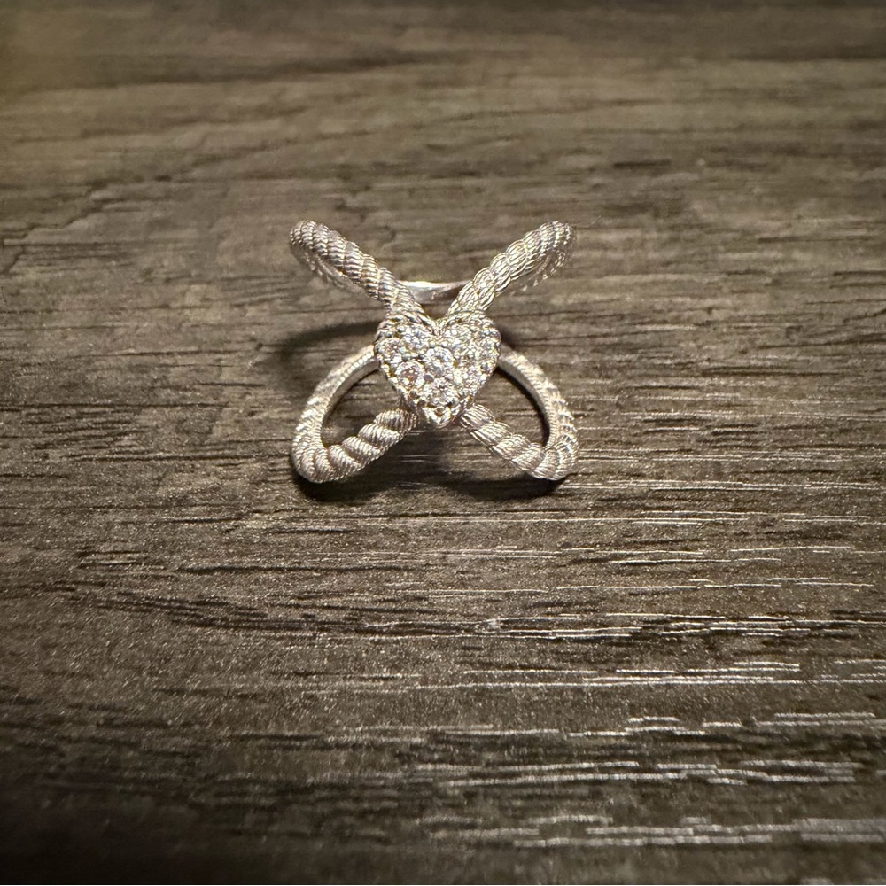 Judith Ripka 925 Sterling Silver CZ Heart Crossover Ring Womens Size 8